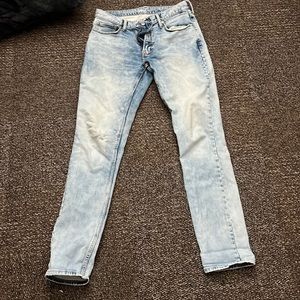 White wash jeans